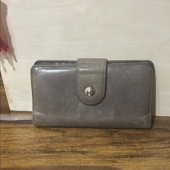 HOBO Handbags - HOBO Classic Gray Women's Wallet